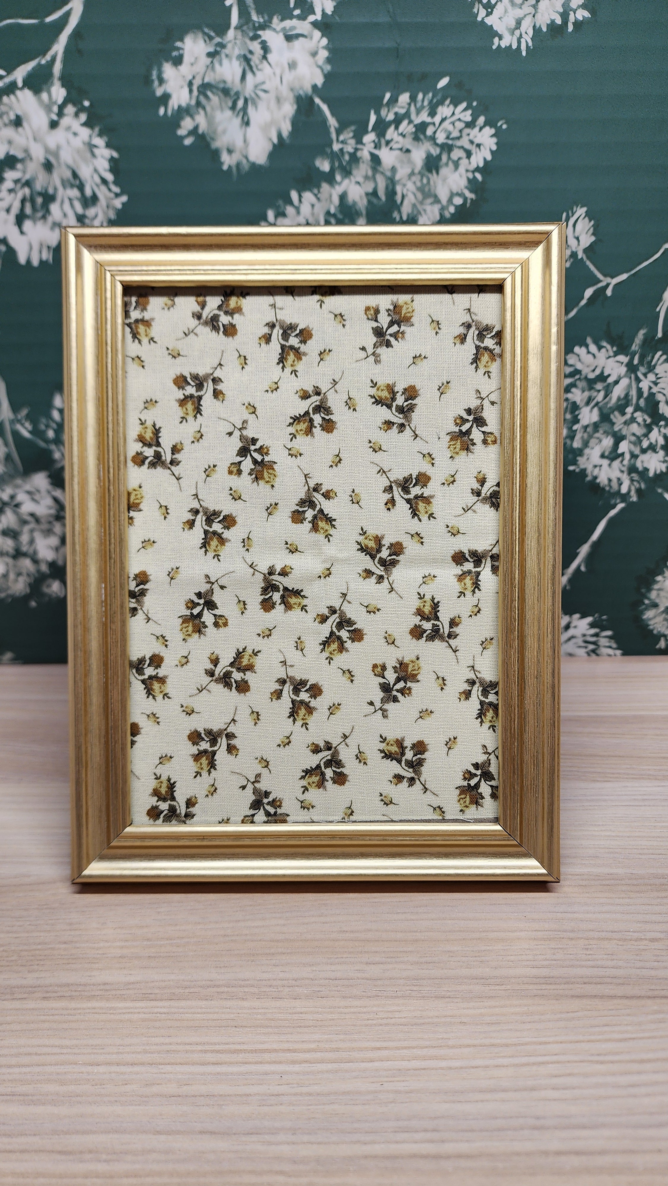 Classic Gold 5x7 Floral Frame